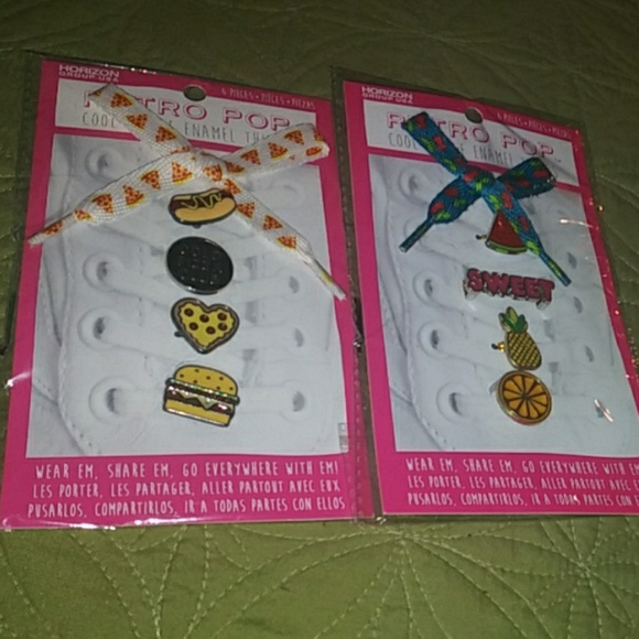 Retro Pop Shoe Laces with Charms - Picture 1 of 1